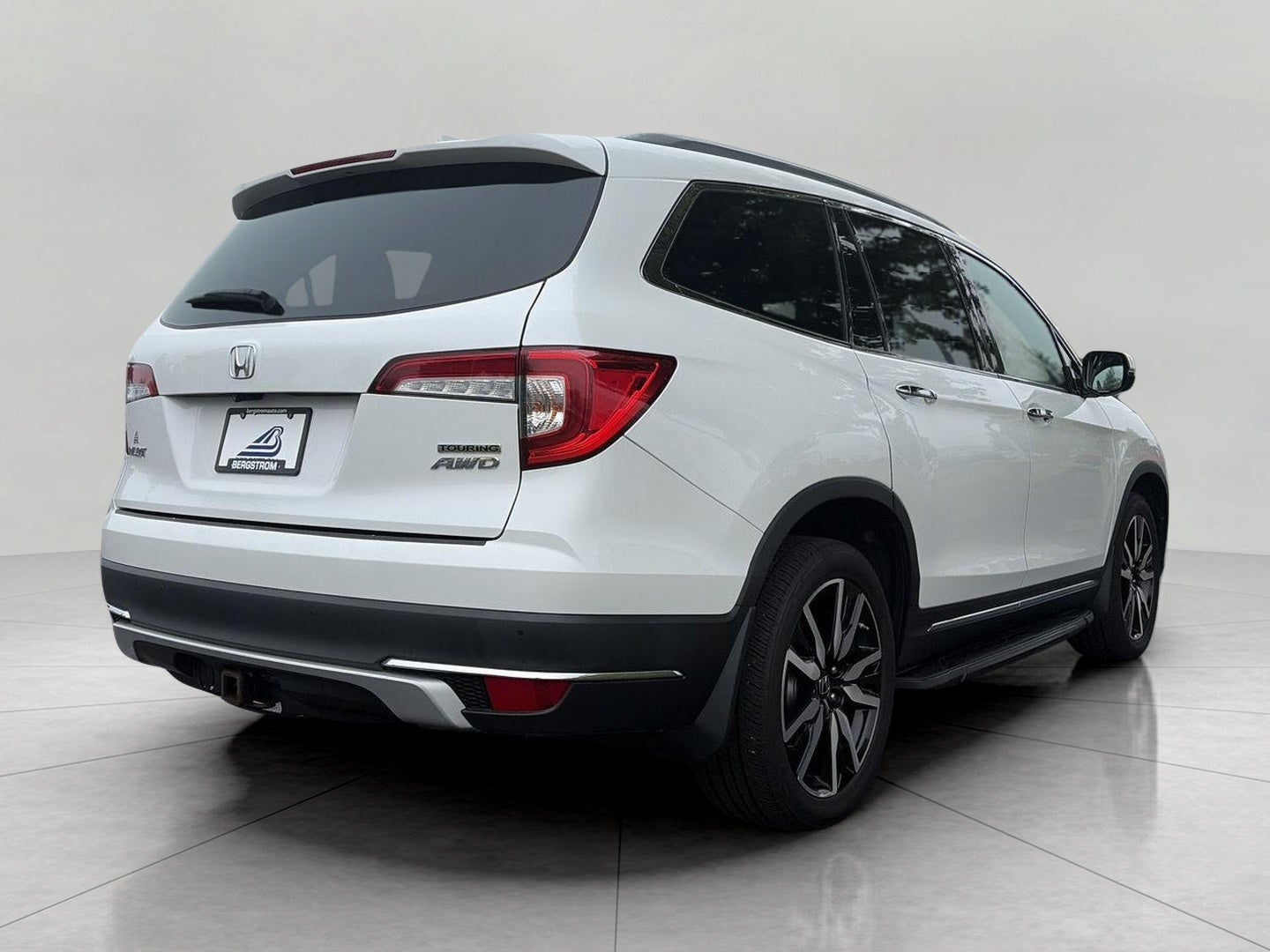 2021 Honda Pilot Touring 7-Passenger AWD