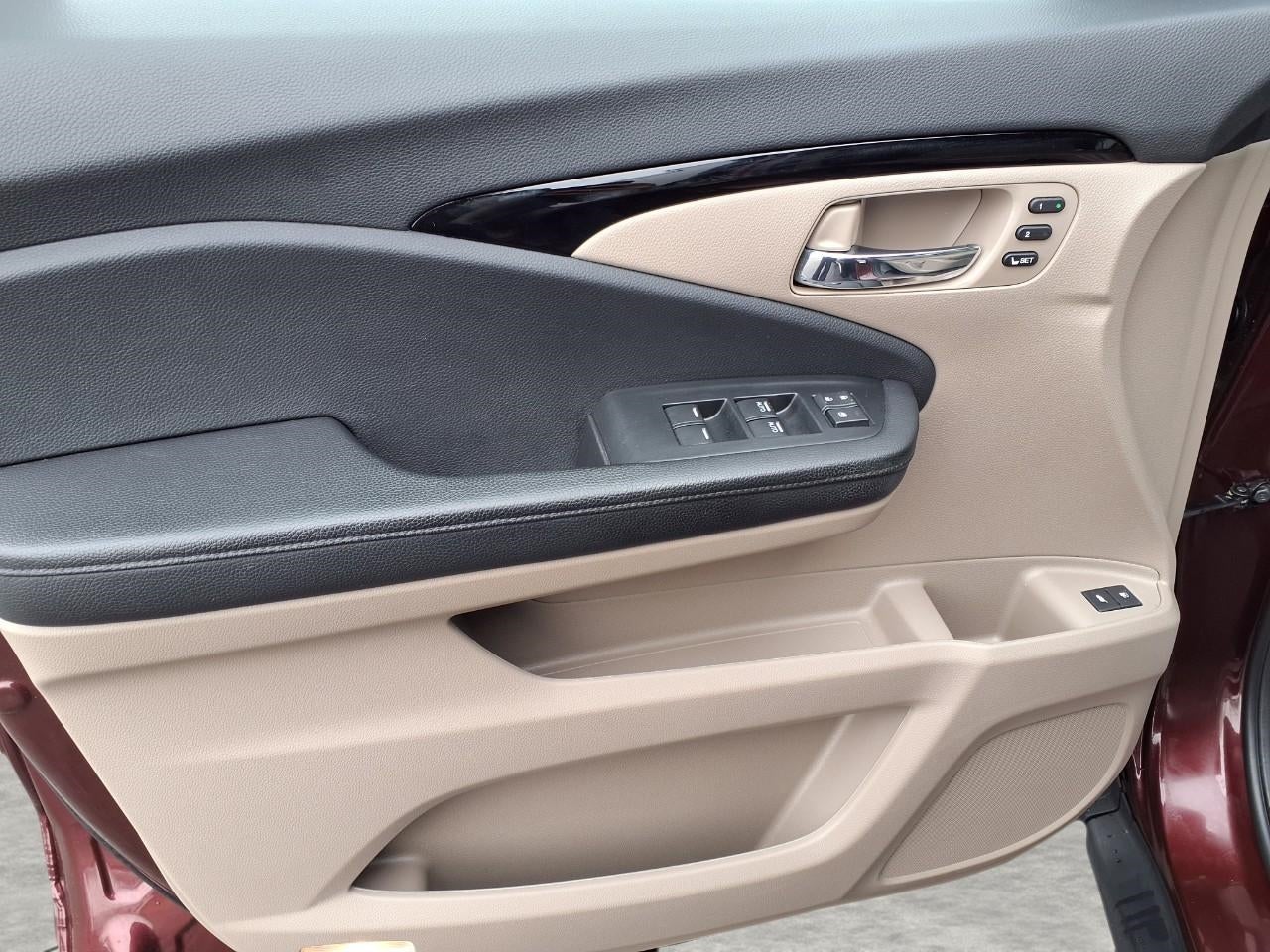 2021 Honda Pilot Touring 8-Passenger AWD