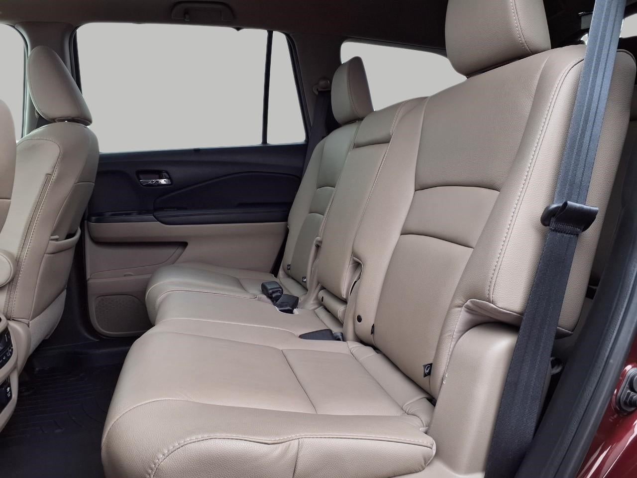 2021 Honda Pilot Touring 8-Passenger AWD