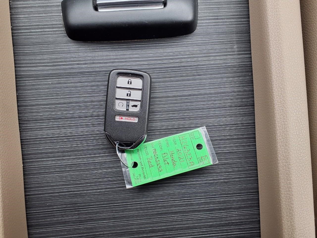 2021 Honda Pilot Touring 8-Passenger AWD