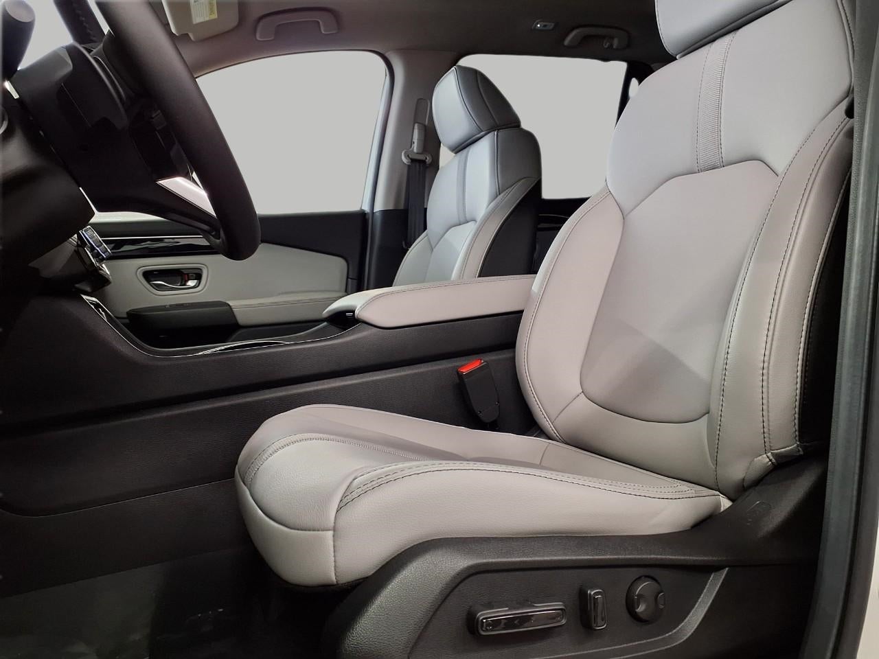 2025 Honda Pilot Touring AWD