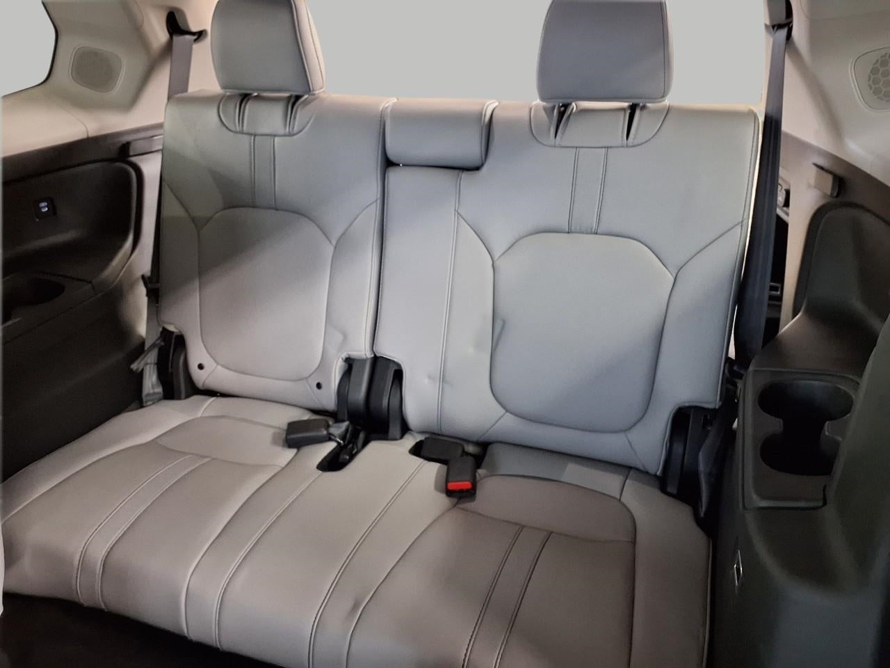 2025 Honda Pilot Touring AWD