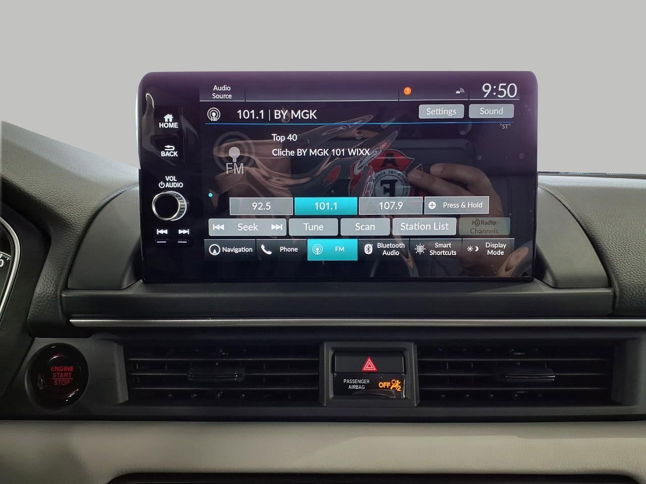 2025 Honda Pilot Touring AWD