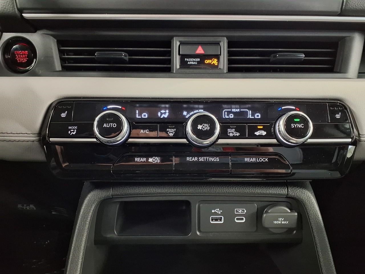 2025 Honda Pilot Touring AWD