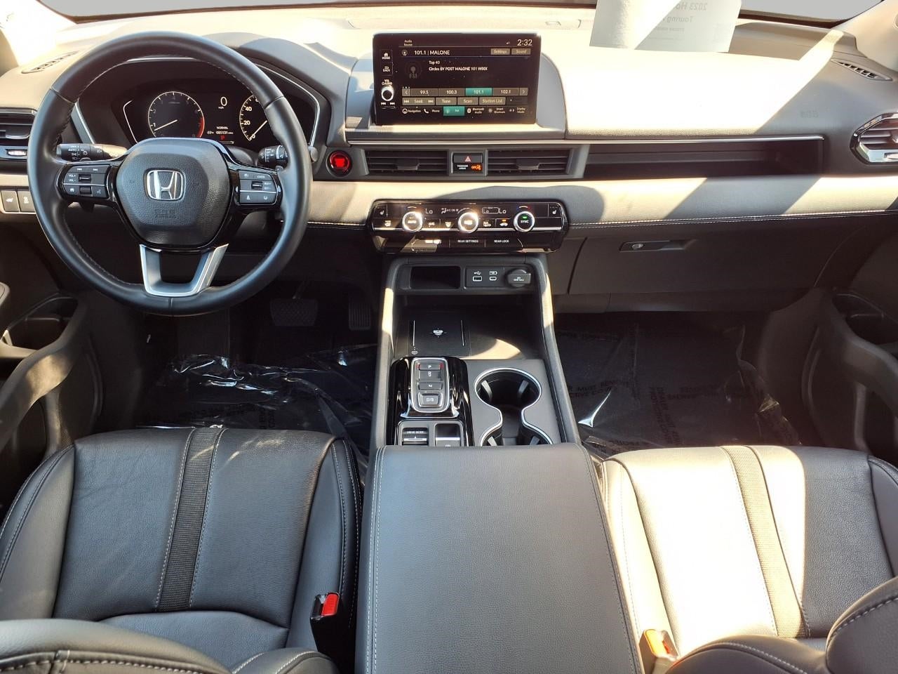 2023 Honda Pilot Touring AWD