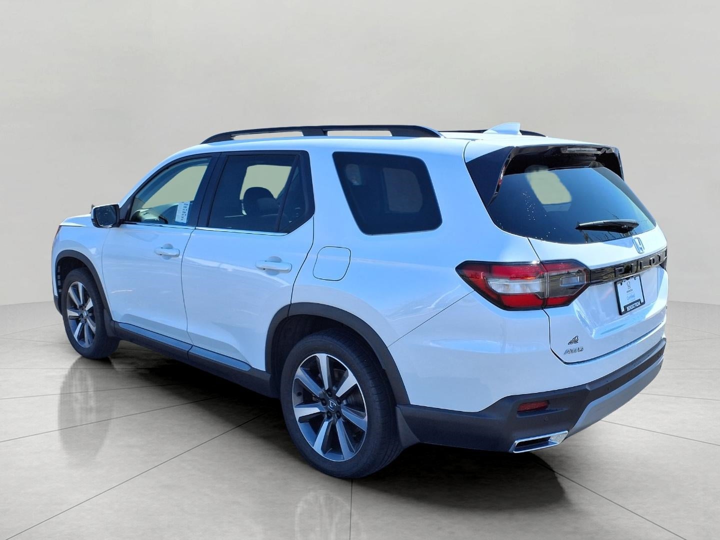 2023 Honda Pilot Touring AWD