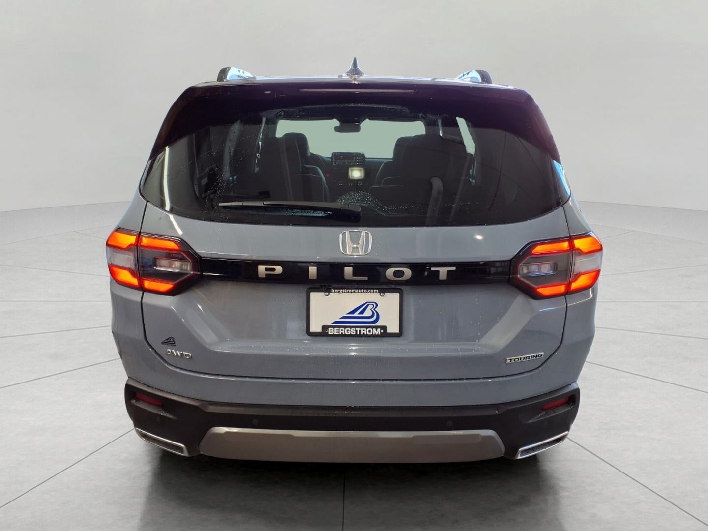 2026 Honda Pilot Touring AWD