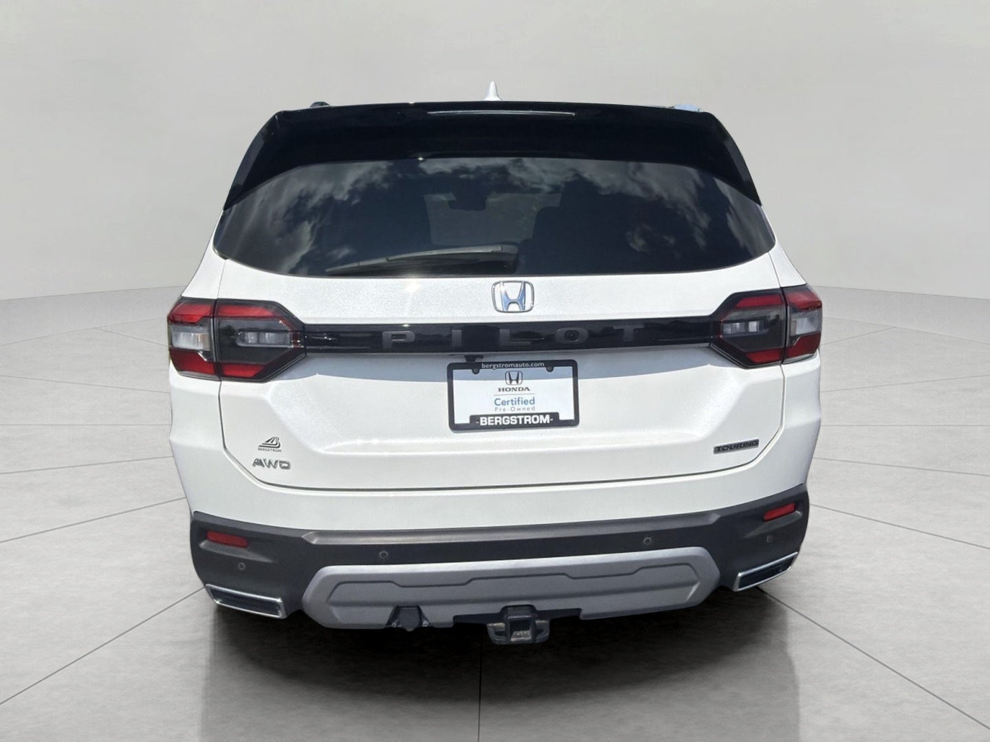 2024 Honda Pilot Touring AWD