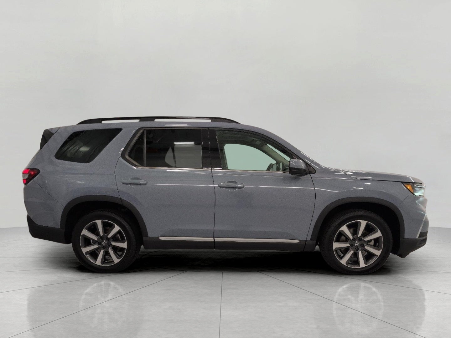 2023 Honda Pilot Touring AWD