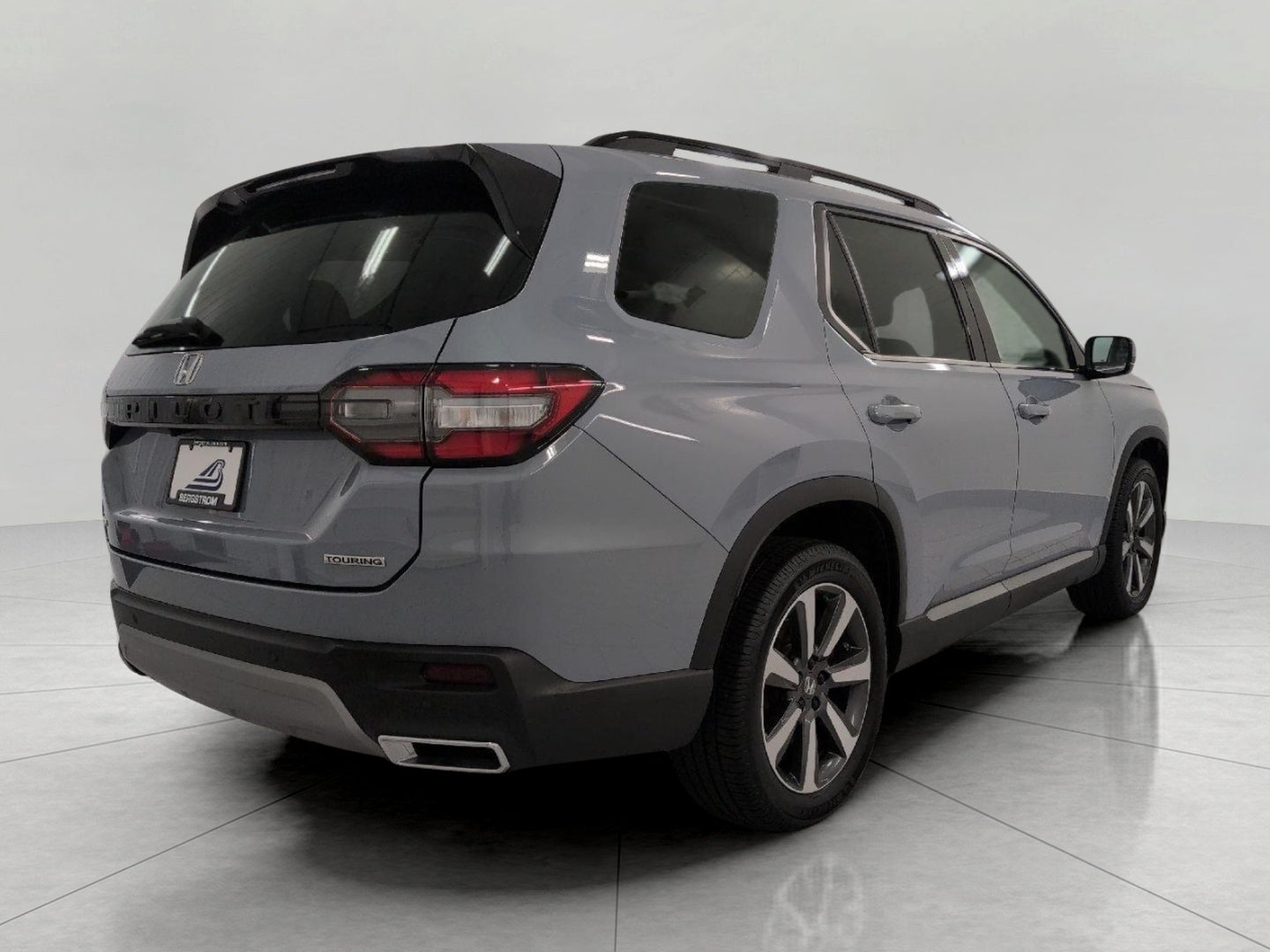 2023 Honda Pilot Touring AWD