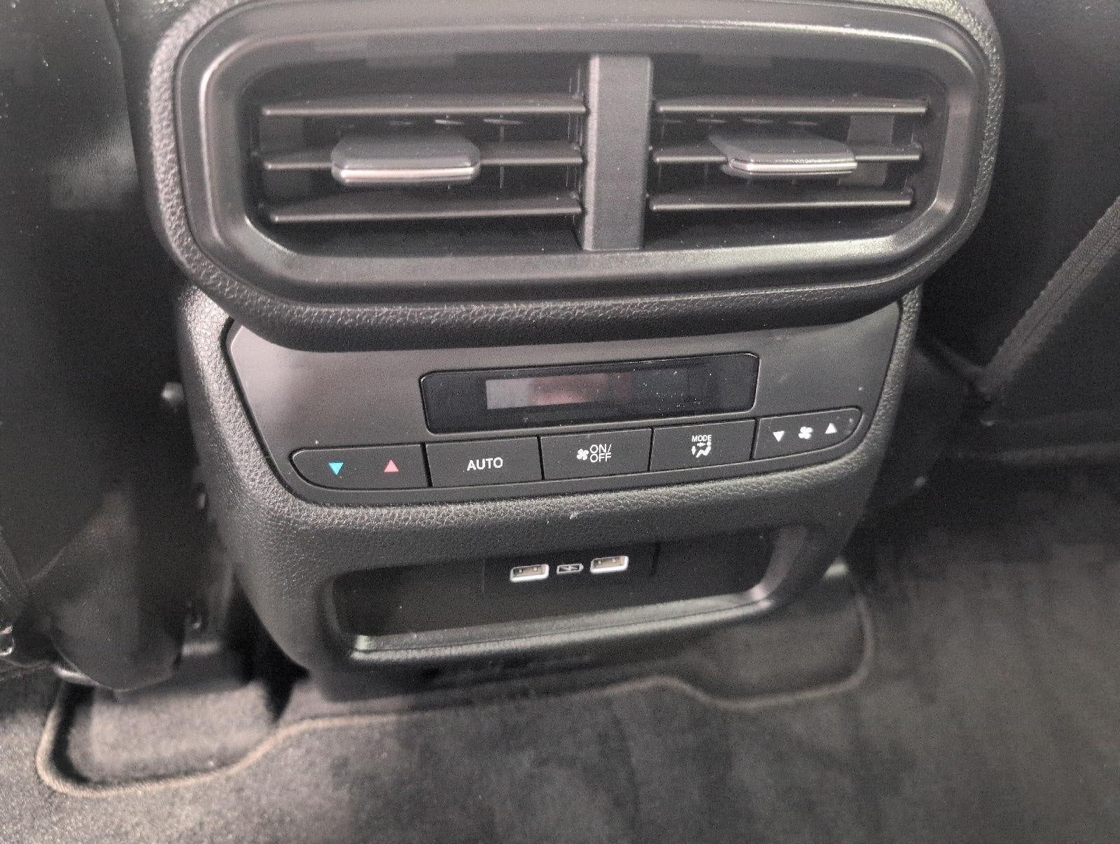 2023 Honda Pilot Touring AWD