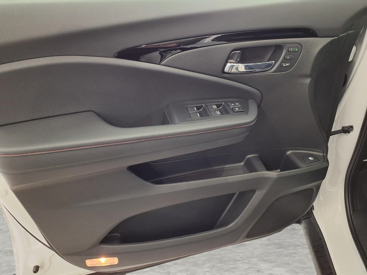 2026 Honda Ridgeline Black Edition AWD