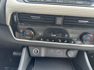 2023 Nissan Rogue AWD SV