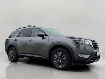2022 Nissan Pathfinder SV 4WD