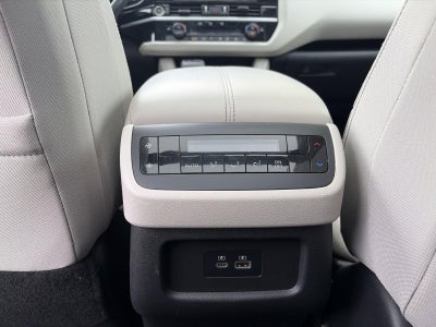 2022 Nissan Pathfinder SV 4WD