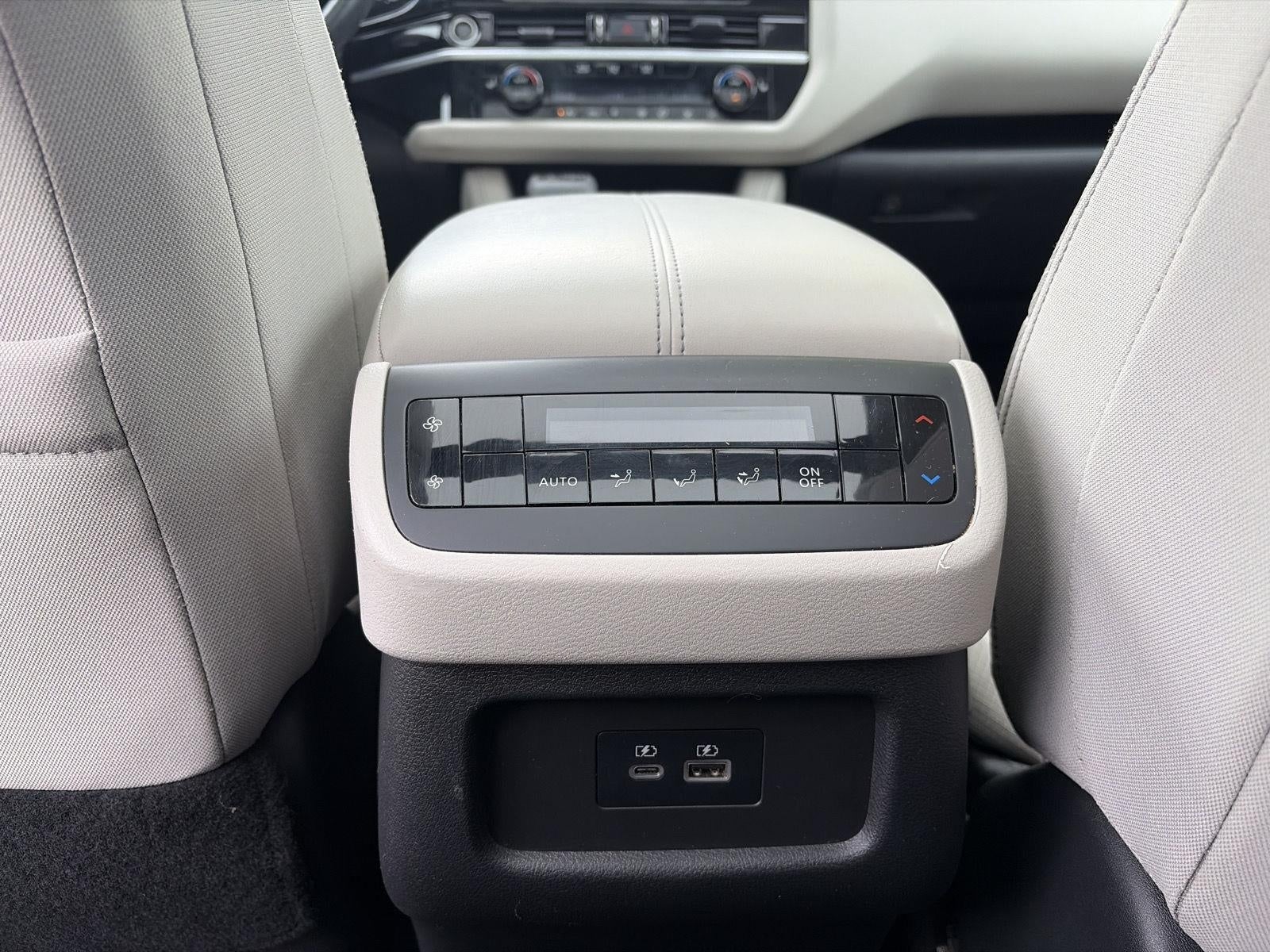 2022 Nissan Pathfinder SV 4WD
