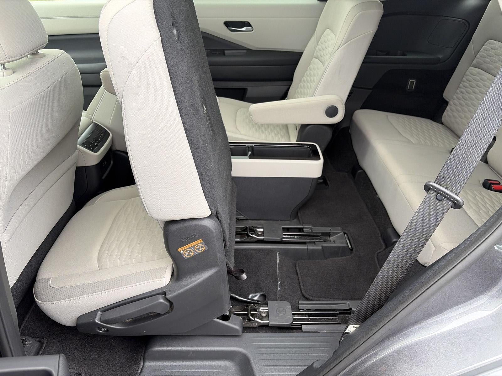 2022 Nissan Pathfinder SV 4WD