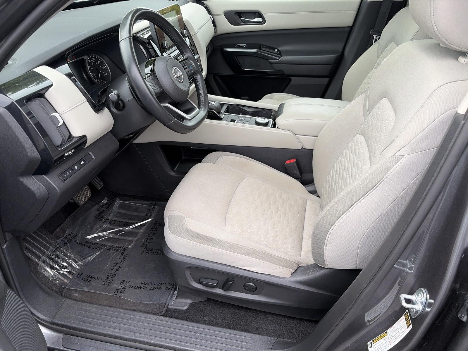 2022 Nissan Pathfinder SV 4WD