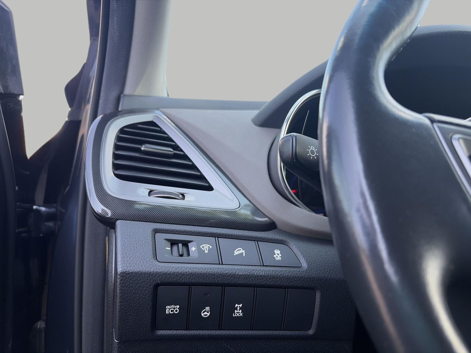 2013 Hyundai Santa Fe AWD 4dr 2.0T Sport