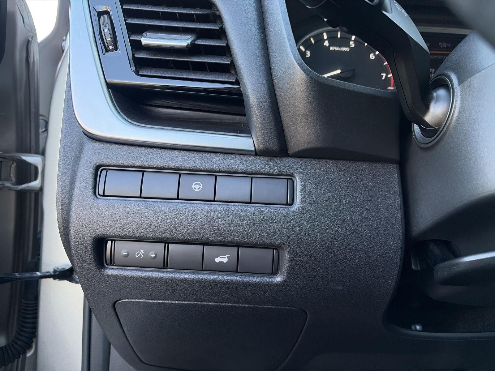 2021 Nissan Rogue AWD SL