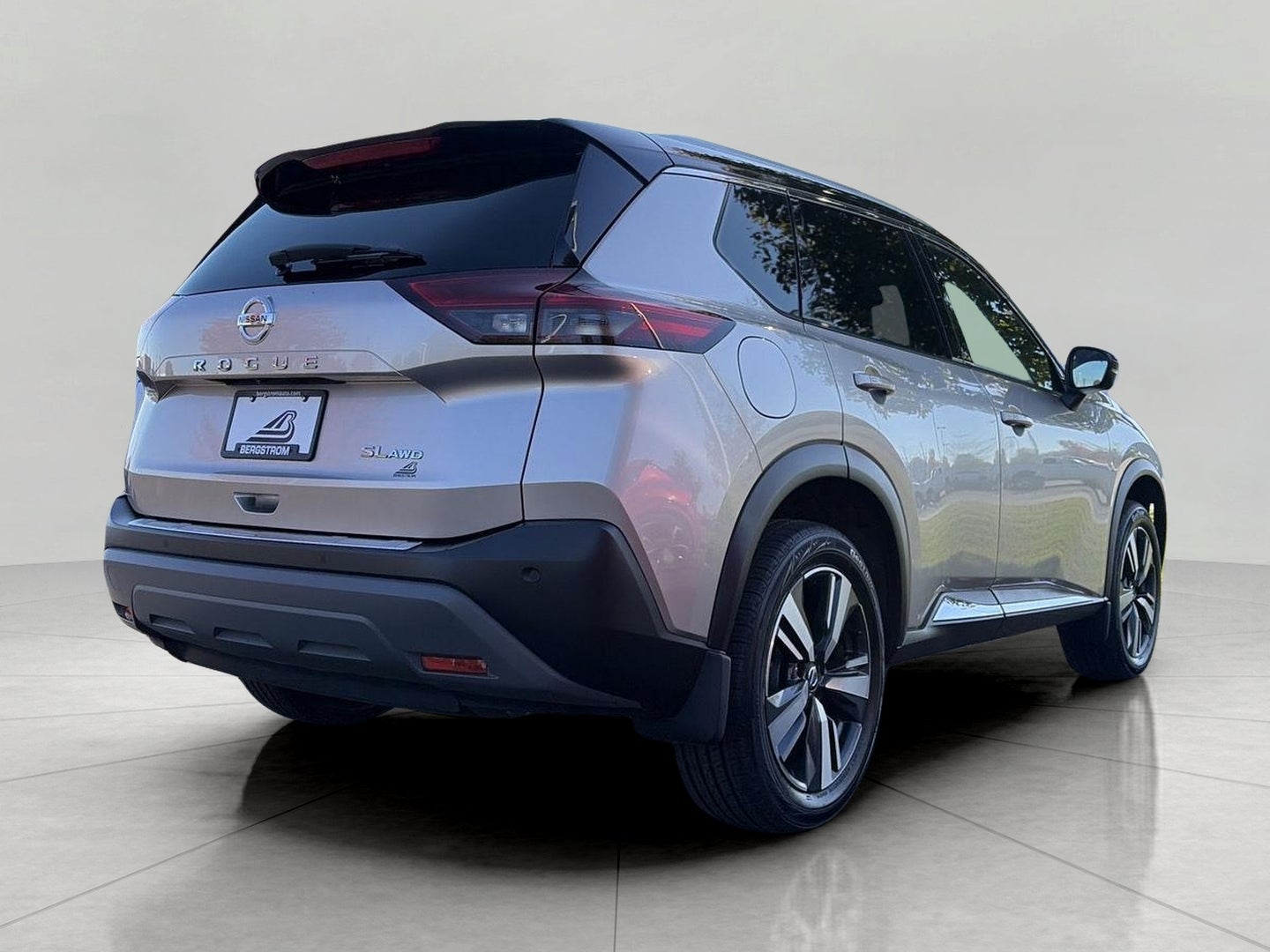 2021 Nissan Rogue AWD SL