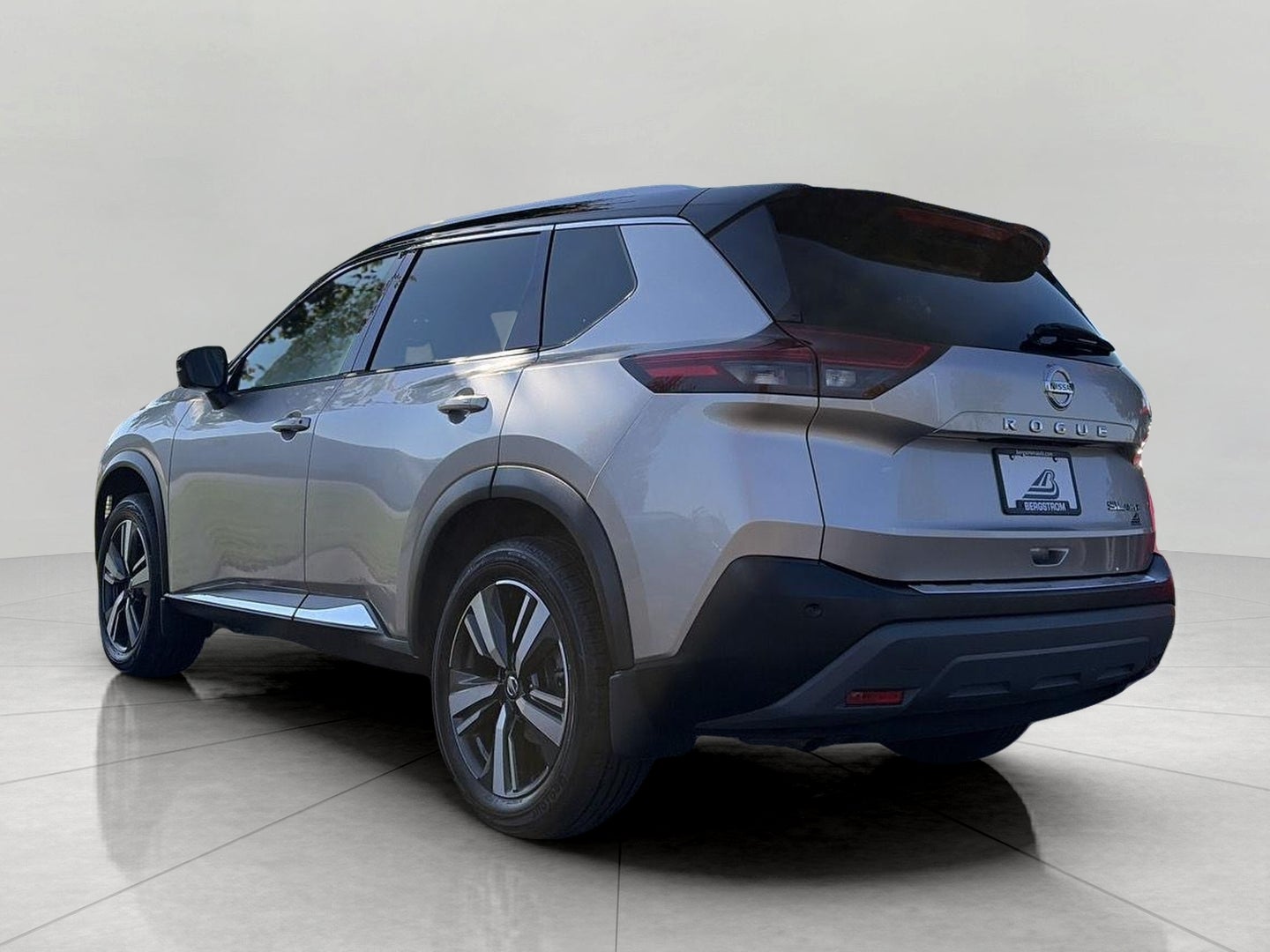 2021 Nissan Rogue AWD SL