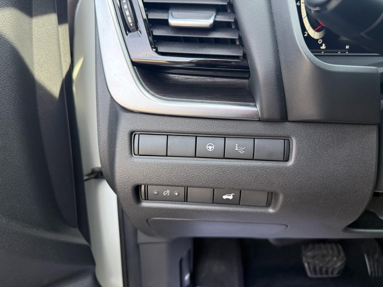 2021 Nissan Rogue FWD Platinum