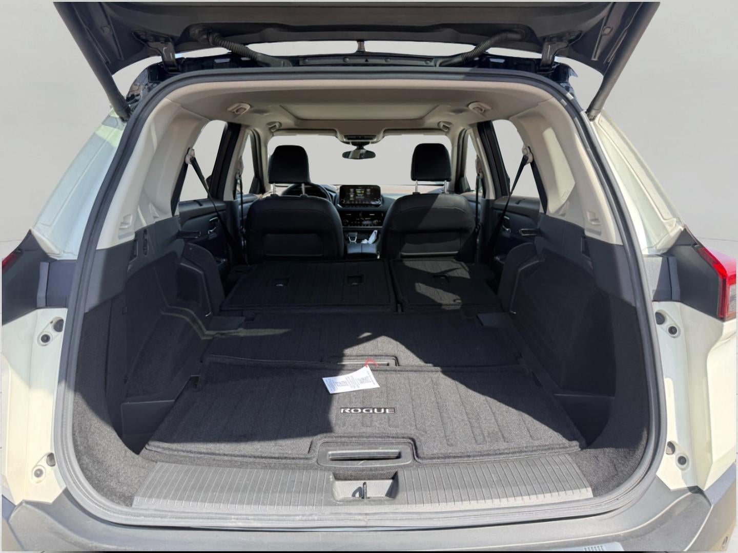 2021 Nissan Rogue FWD Platinum