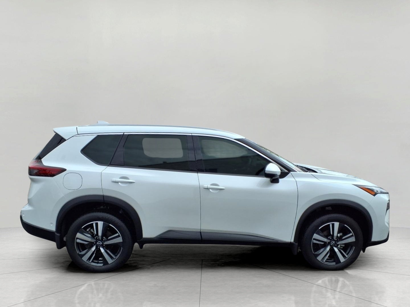 2025 Nissan Rogue AWD SL