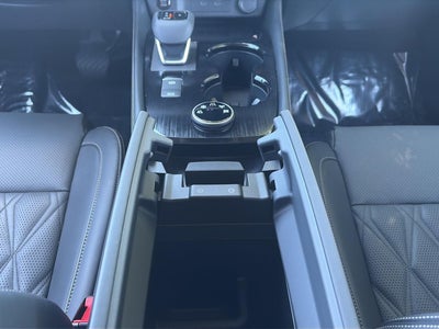 2025 Nissan Rogue AWD Platinum