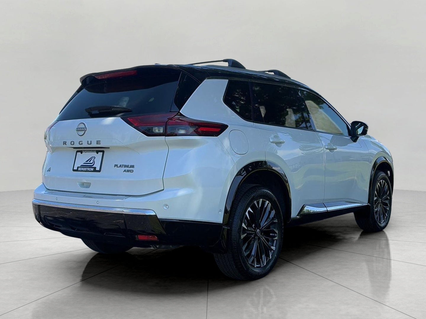 2025 Nissan Rogue AWD Platinum
