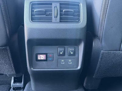 2025 Nissan Rogue AWD Platinum