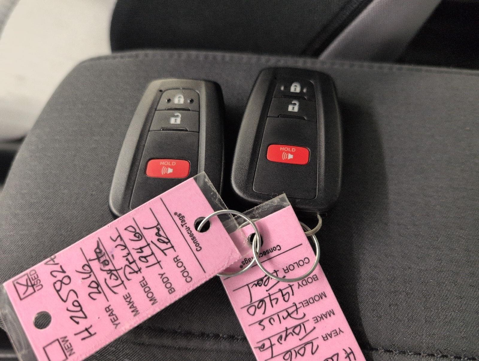 2016 Toyota Prius 5dr HB Two