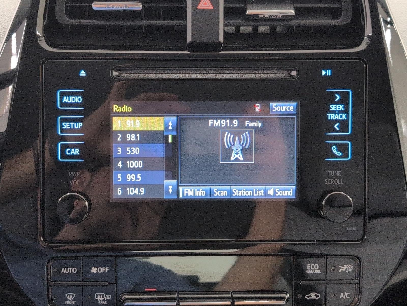 2016 Toyota Prius 5dr HB Two