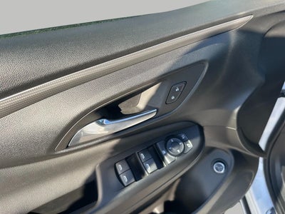 2024 Buick Envista FWD 4dr Avenir